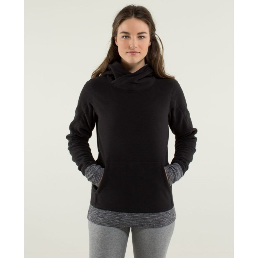 Lululemon Runaway Fleece Black Size 6